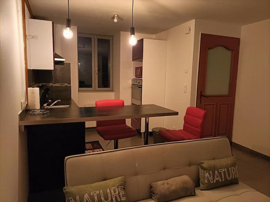 La Maison Du Bonheur Saint-Germain-Laval  Экстерьер фото